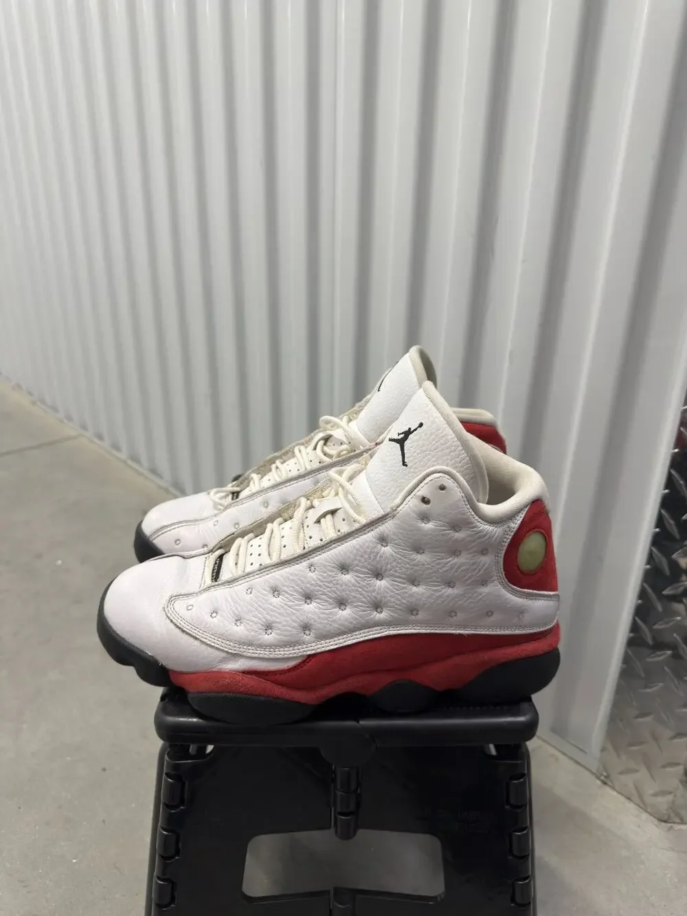 Nike Air Jordan 13 Chicago White Black 2017 Size 9 Men's - 414571-122